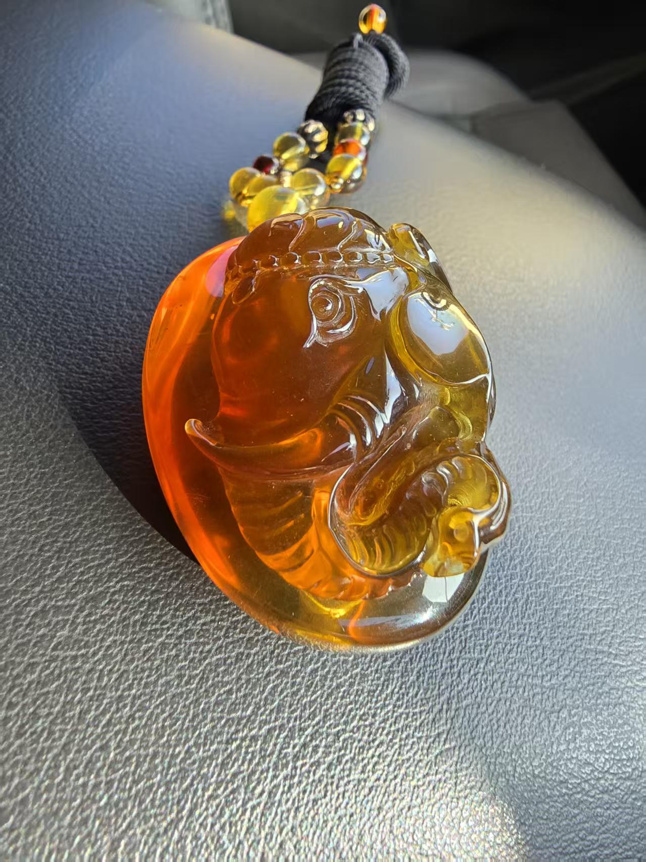 Burmese amber(burmite) carved elephant head