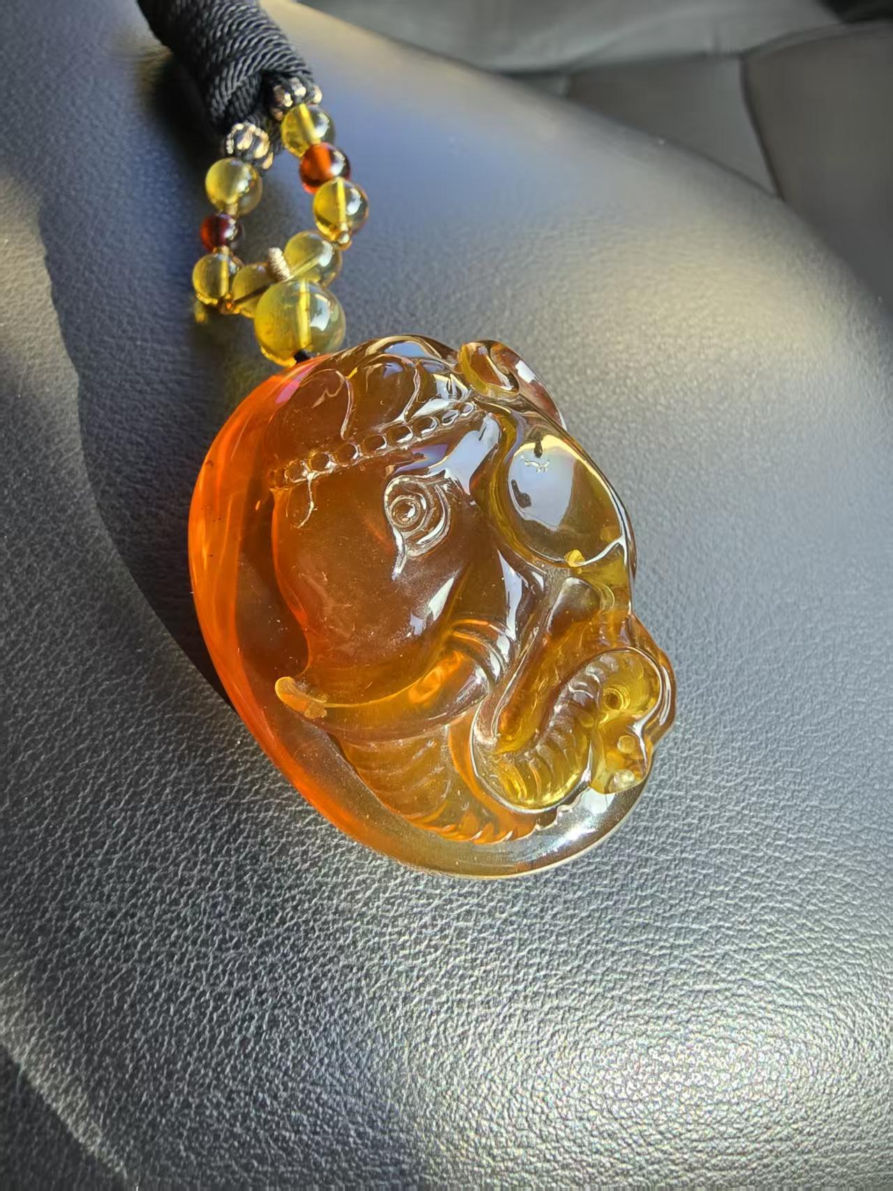 Burmese amber(burmite) carved elephant head