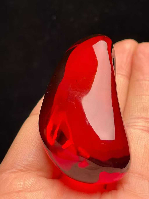 Red amber amber(burmite)