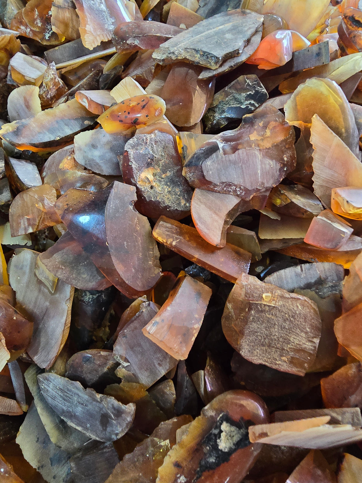 Bulk Raw Amber Fragments – Loose Natural Gemstone Flakes for Artisans A1009